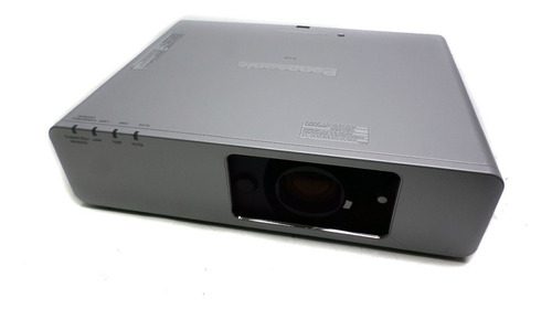 Videobeam Proyector Panasonic Pt-f200 3500 Lumenes 3lcd Xga